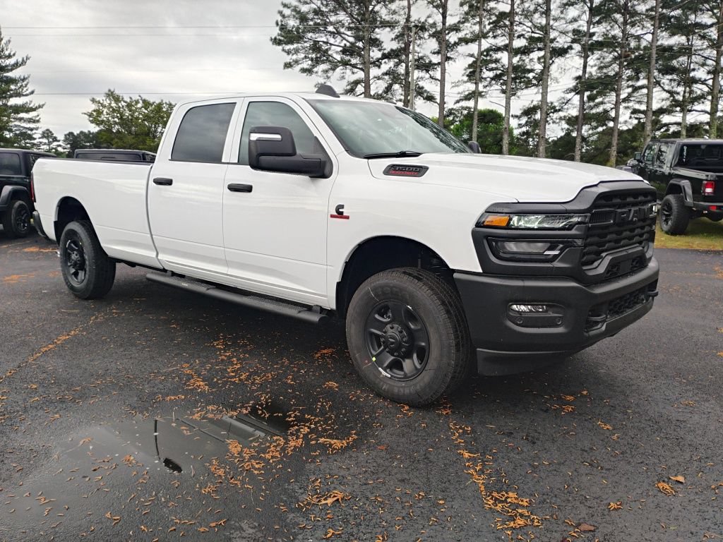 New 2026 RAM 3500 Tradesman AWD/4WD image 3