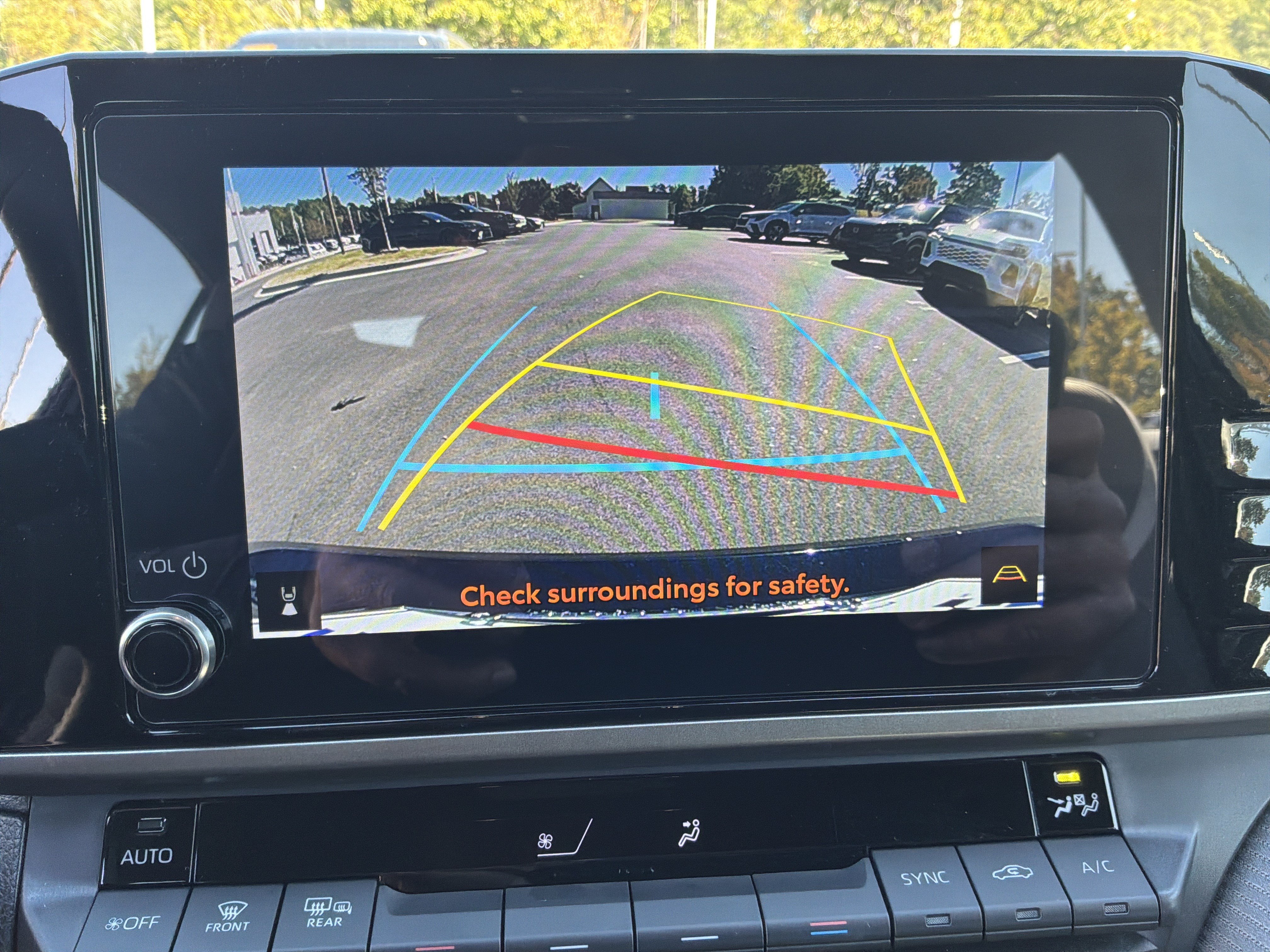 Used 2026 Toyota Camry SE FWD image 25