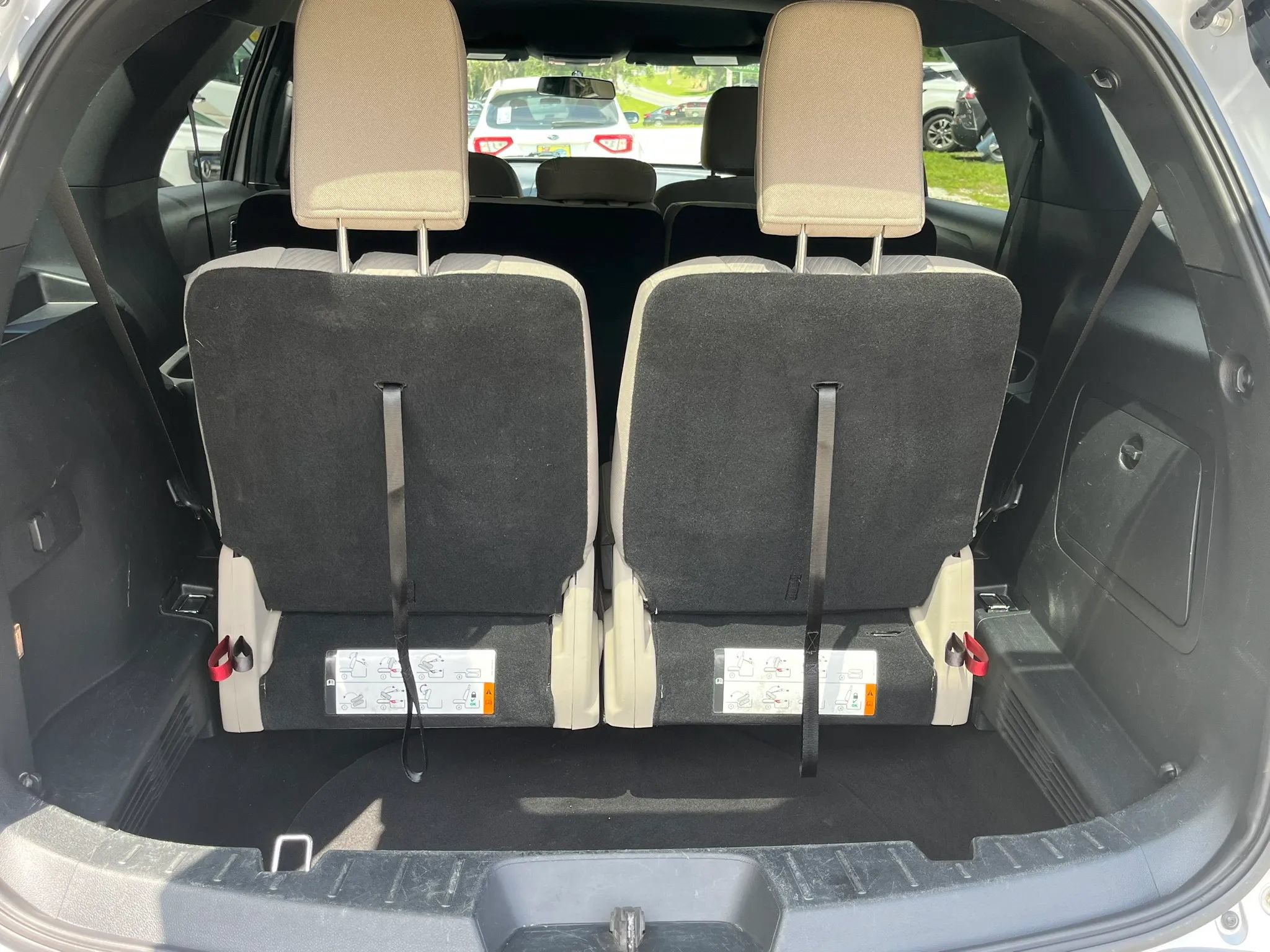 Used 2018 Ford Explorer FWD image 27
