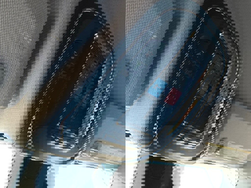 Used 2022 Jeep Grand Cherokee L Laredo w/ Luxury Tech Group I image 29