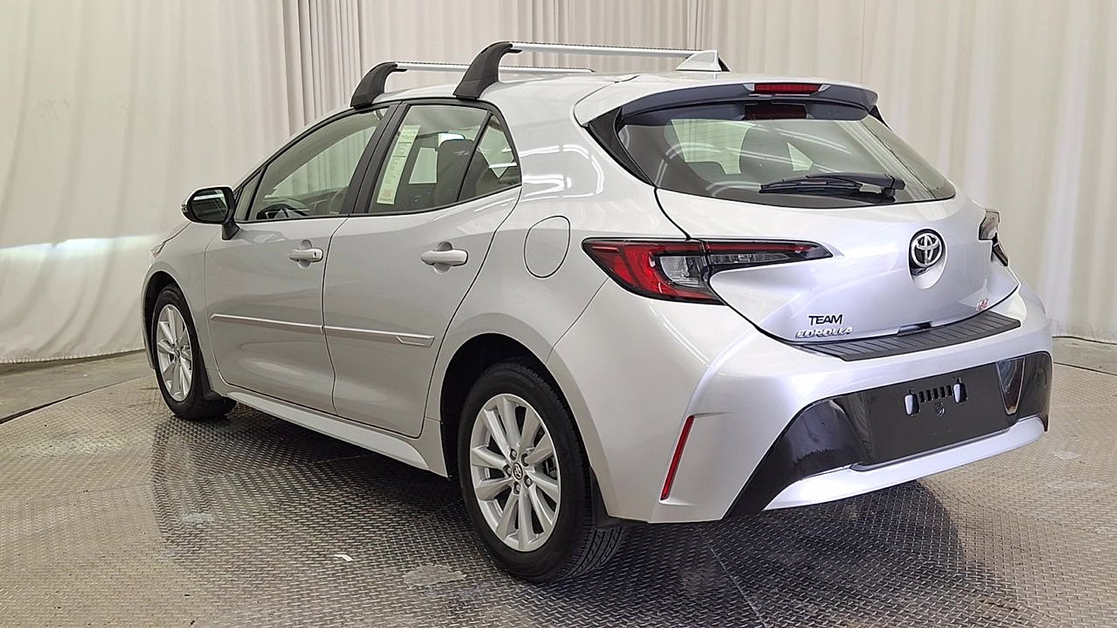 Certified 2024 Toyota Corolla SE FWD image 9