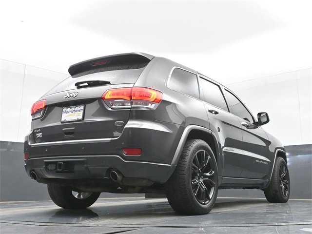 Used 2014 Jeep Grand Cherokee Overland w/ Advanced Technology Group image 52