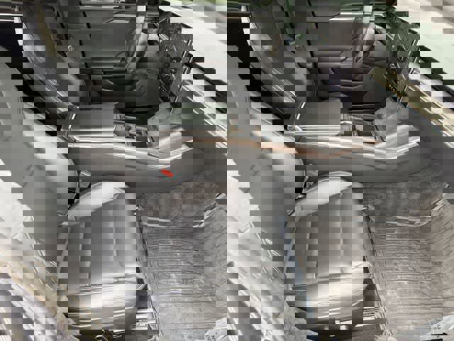 Used 2021 Tesla Model S Plaid image 20