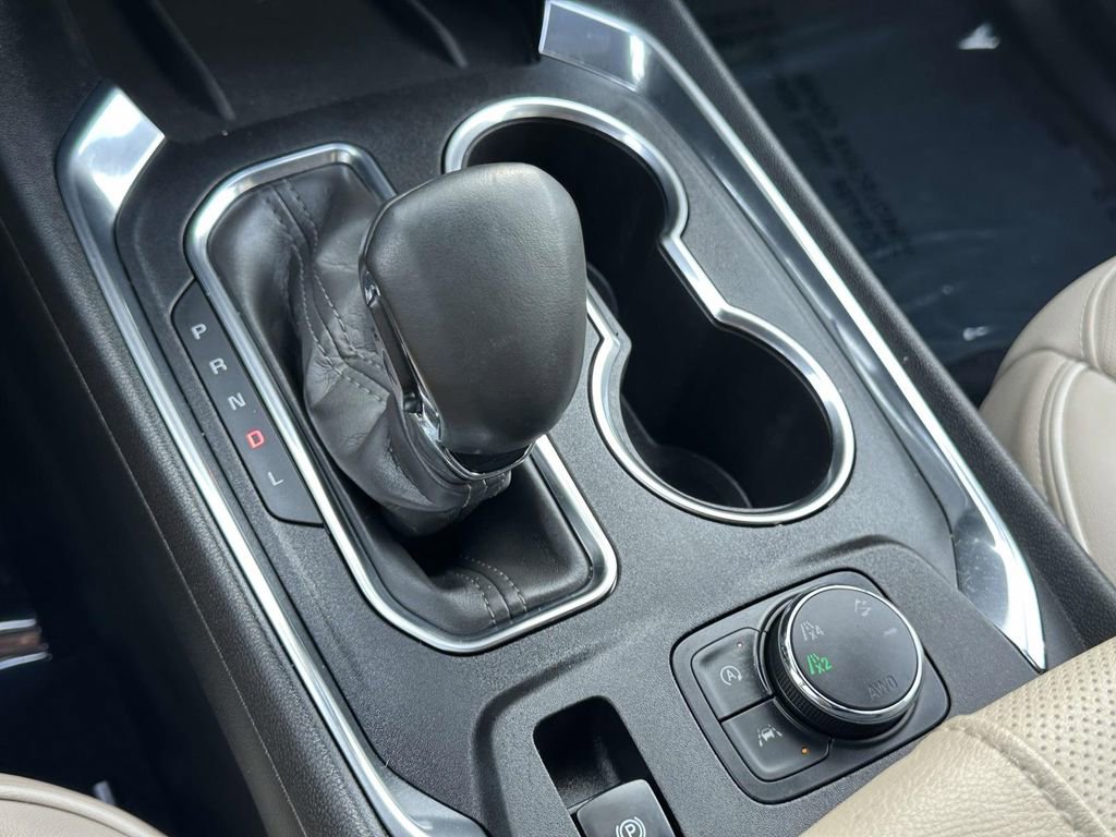 Certified 2023 Chevrolet Traverse Premier w/ LPO, Floor Liner Package image 32