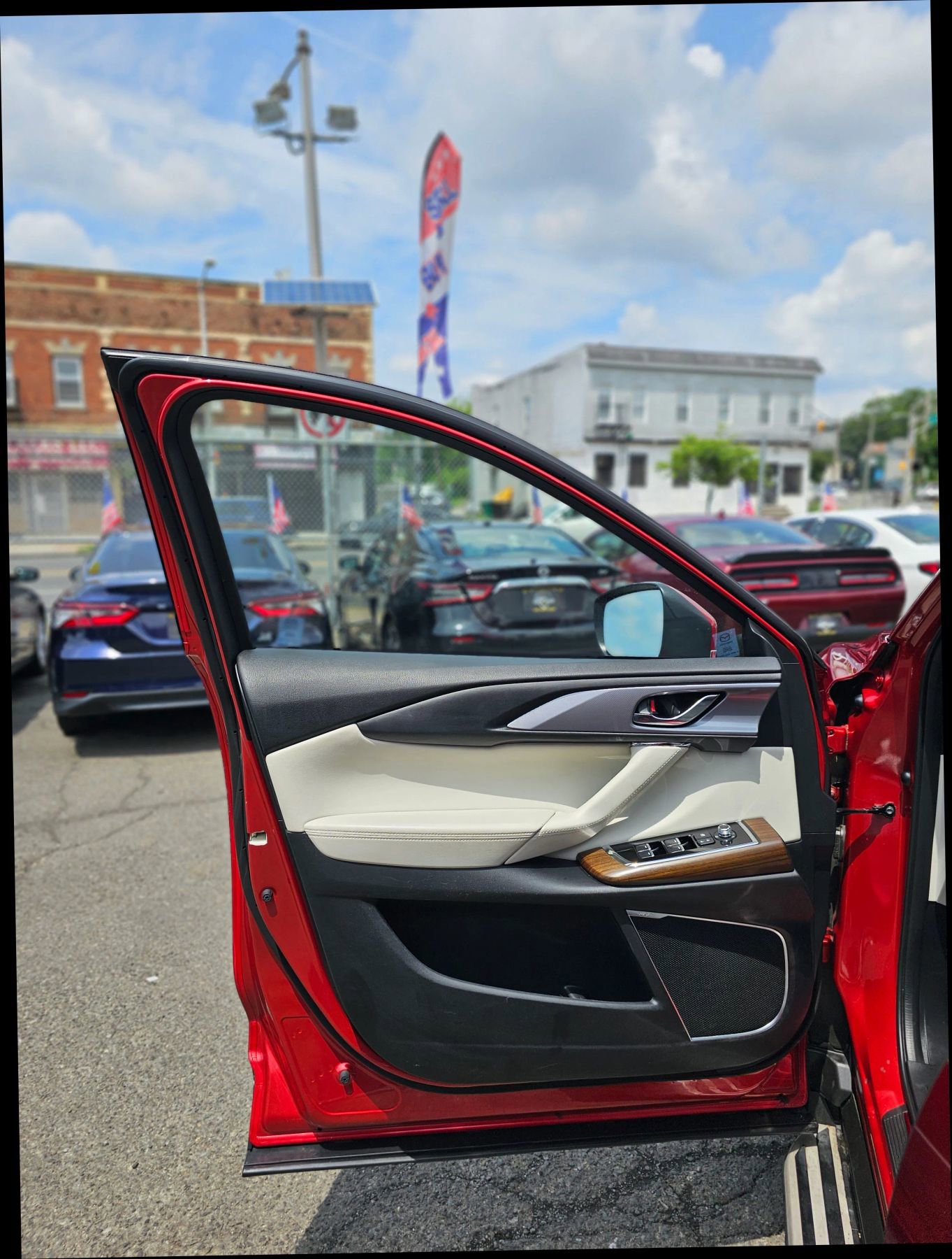 Used 2022 MAZDA CX-9 Signature image 11