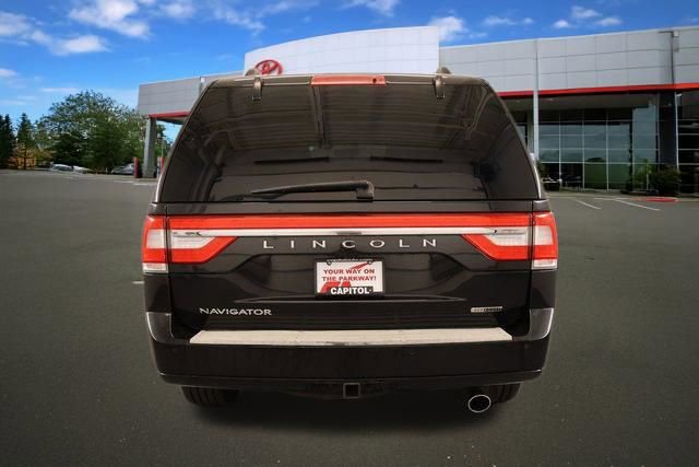 Used 2015 Lincoln Navigator 2WD w/ Equipment Group 101A Reserve image 3