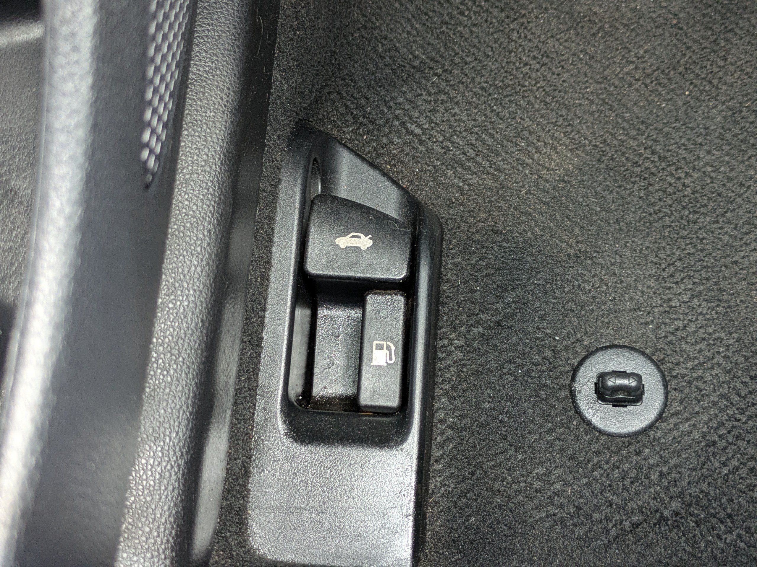 Used 2024 Toyota Corolla LE FWD image 30