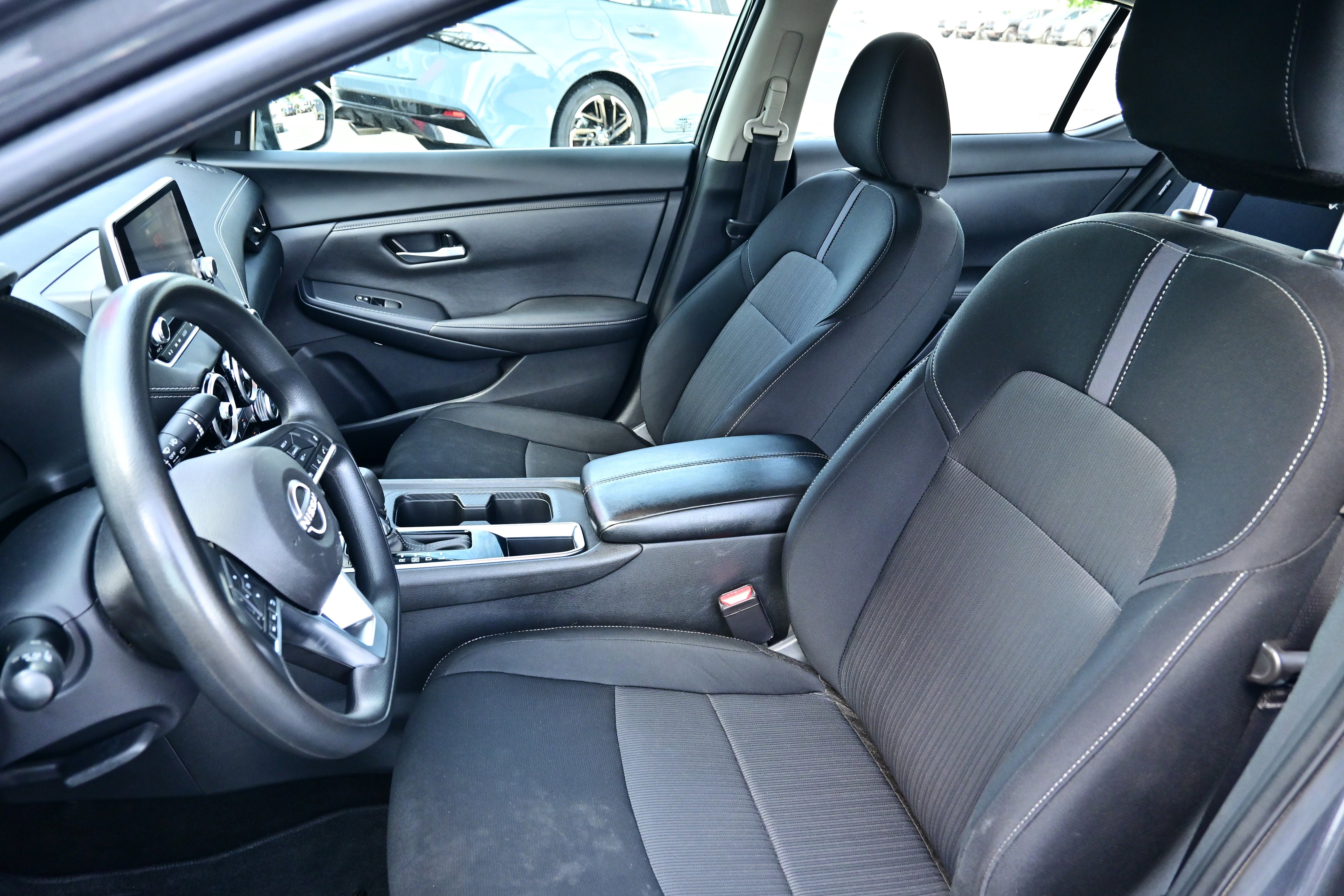 Used 2024 Nissan Sentra SV FWD image 20