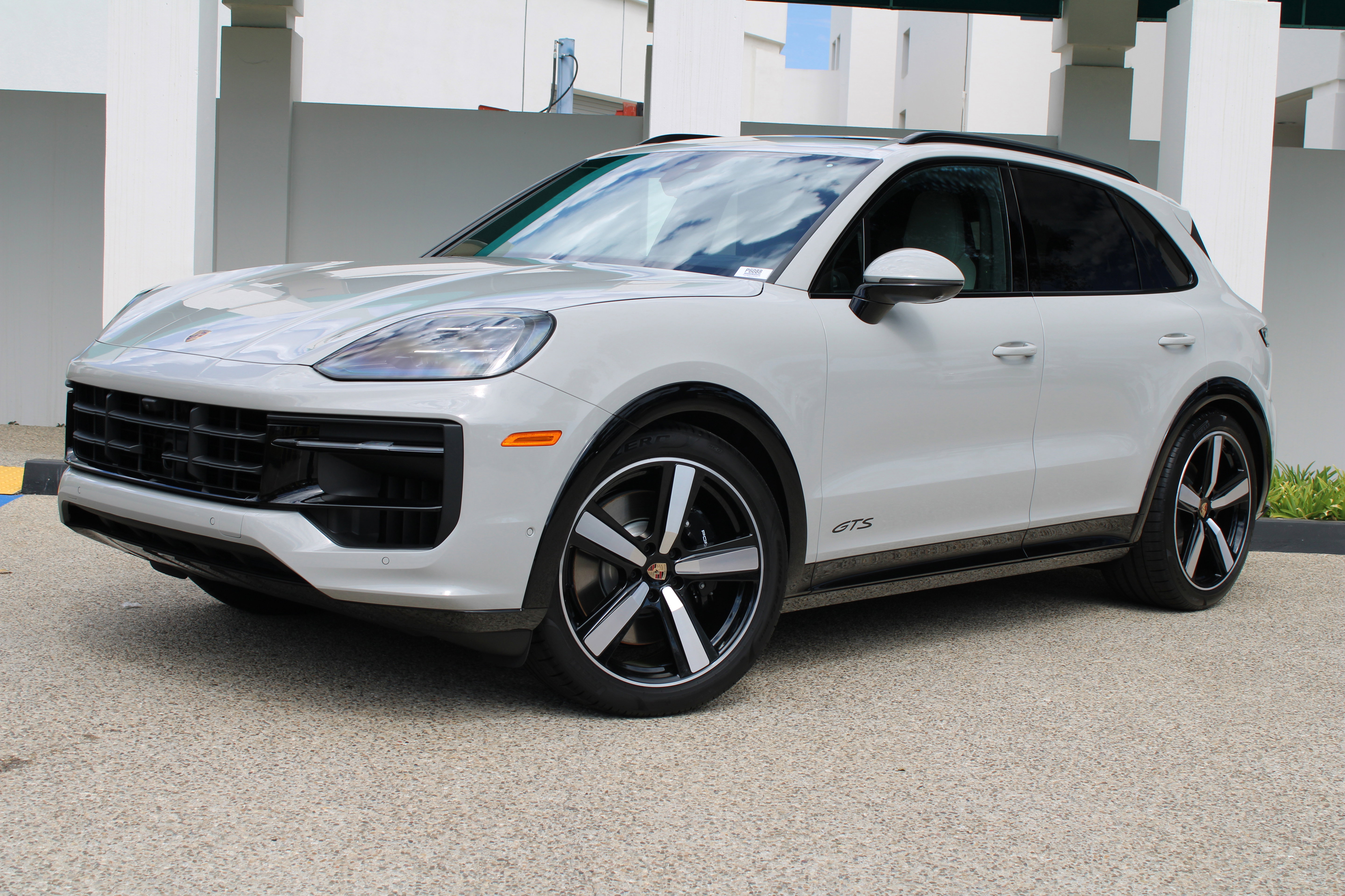 New 2026 Porsche Cayenne GTS image 1