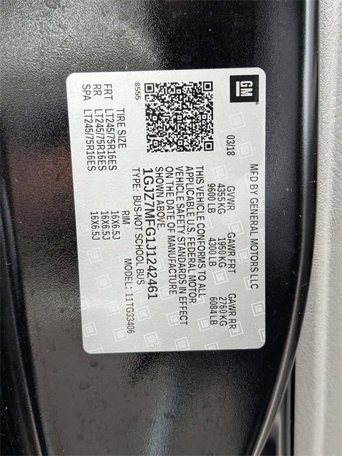 Used 2018 GMC Savana 3500 LT w/ LT Preferred Equipment Group image 24