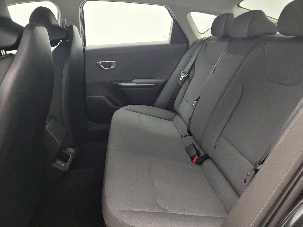 Used 2025 Kia K4 FWD image 18