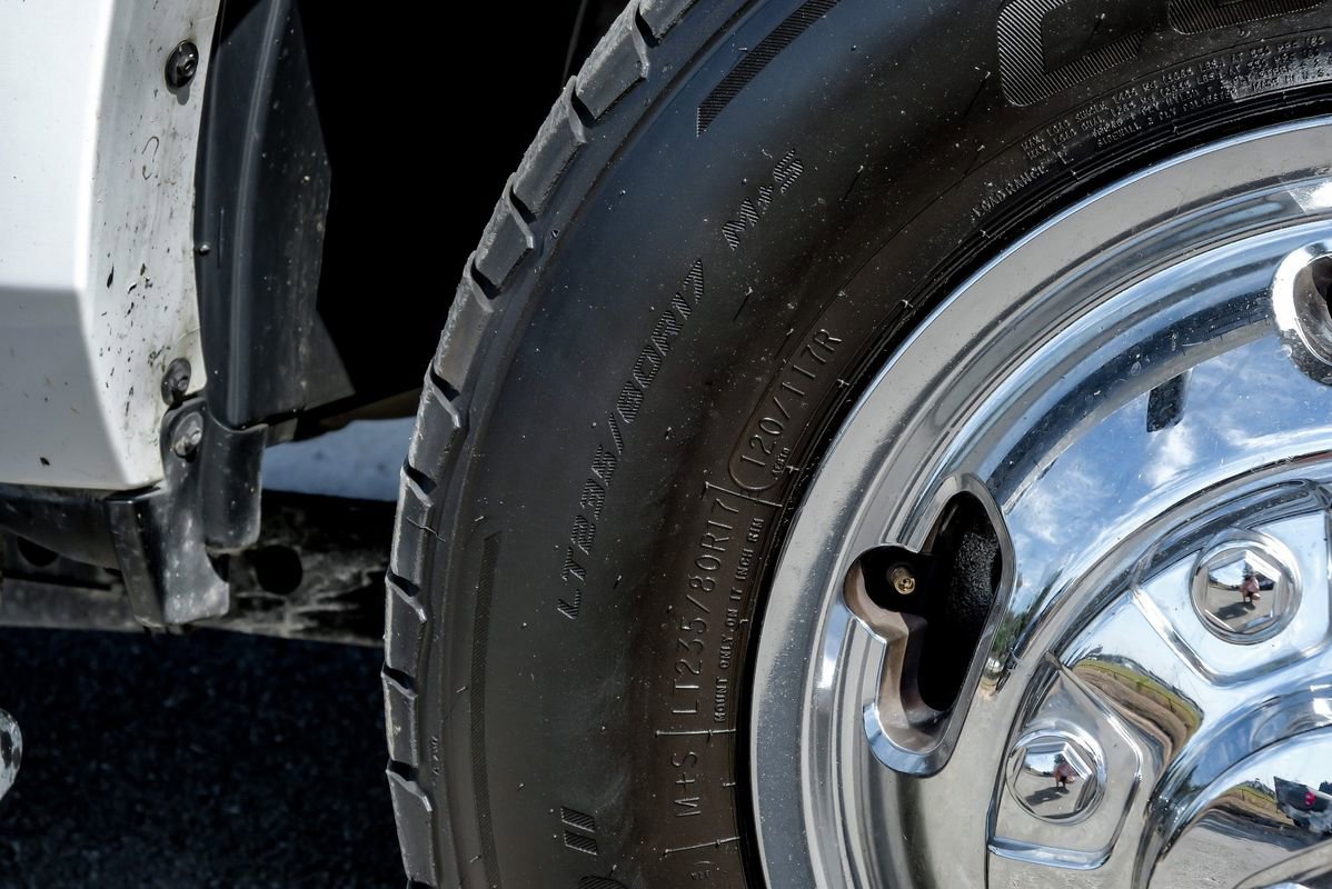 Used 2022 RAM 3500 Tradesman w/ Chrome Appearance Group image 64