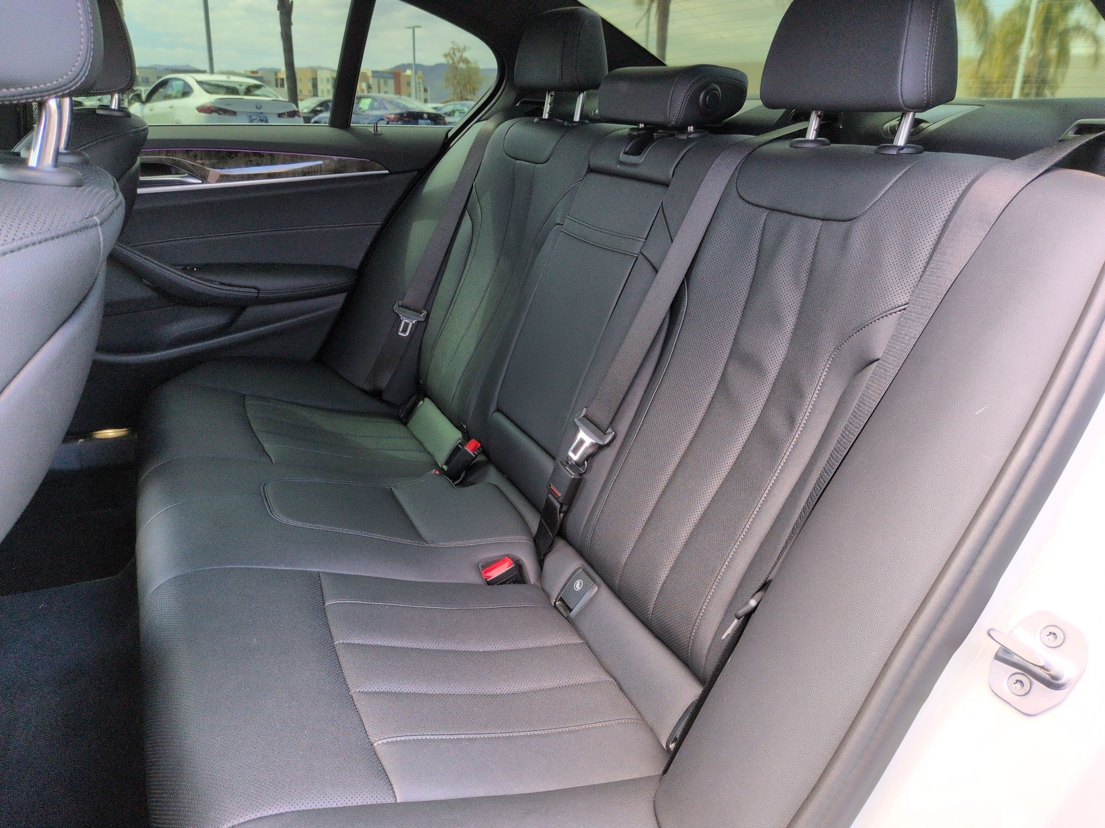 Used 2022 BMW 530i xDrive AWD/4WD image 31