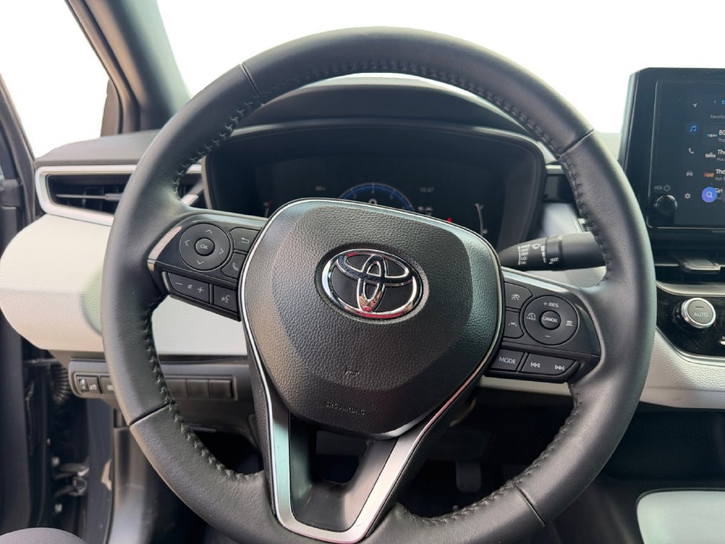 Used 2026 Toyota Corolla SE FWD image 13