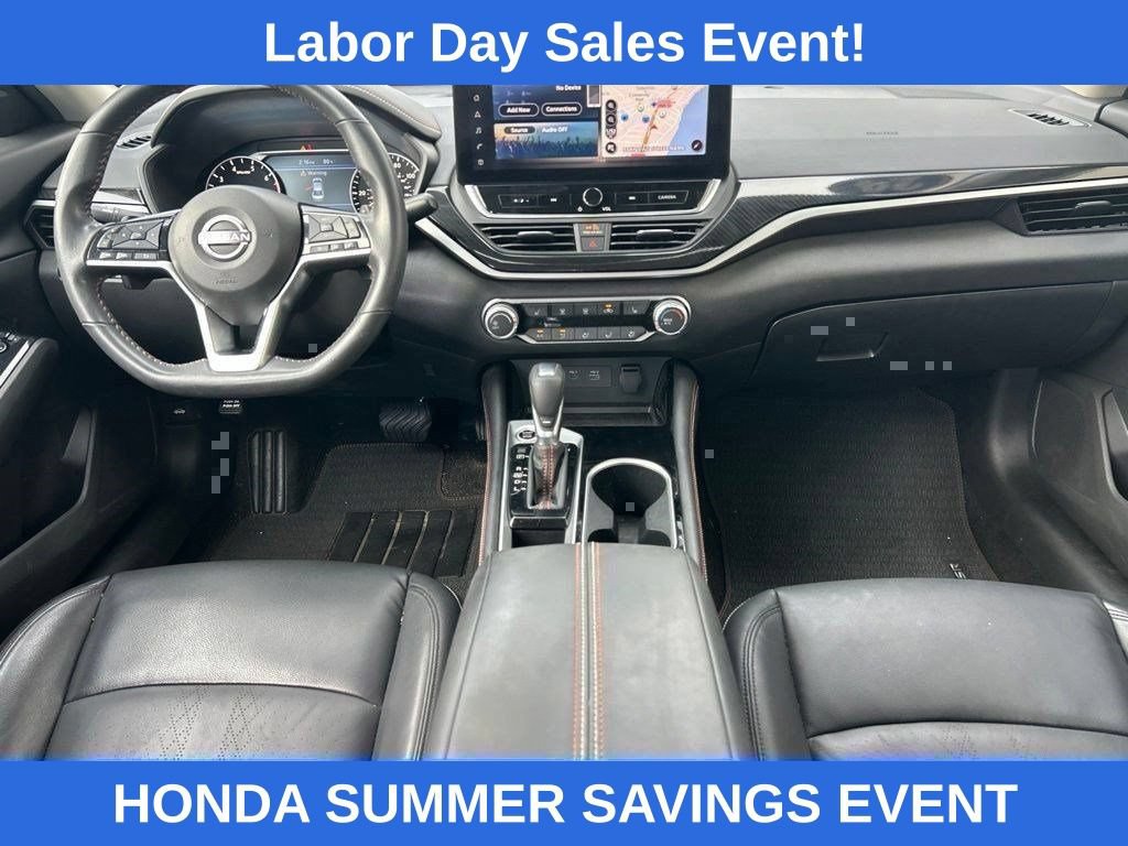 Used 2024 Nissan Altima 2.5 SR w/ SR Premium Package FWD image 13