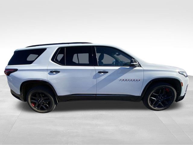 Used 2022 Chevrolet Traverse Premier w/ Redline Edition FWD image 19