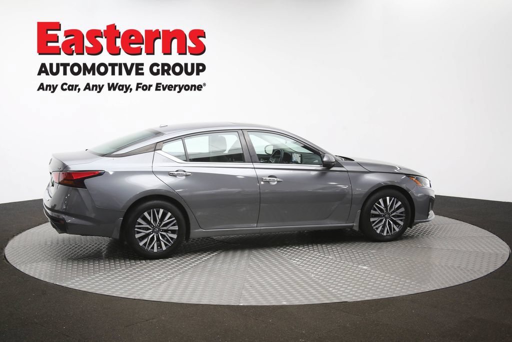 Used 2023 Nissan Altima 2.5 SV w/ SV Premium Package FWD image 43