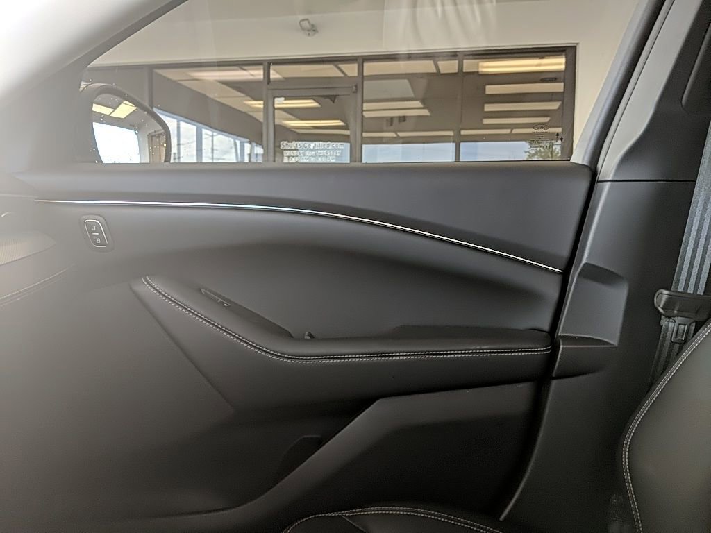 Used 2023 Ford Mustang Mach-E Select AWD/4WD image 22