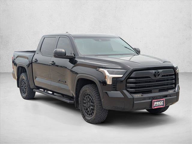 Used 2025 Toyota Tundra SR5 w/ SR5 Premium Package AWD/4WD image 3
