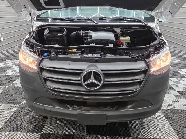 Used 2022 Mercedes-Benz Sprinter 2500 image 29