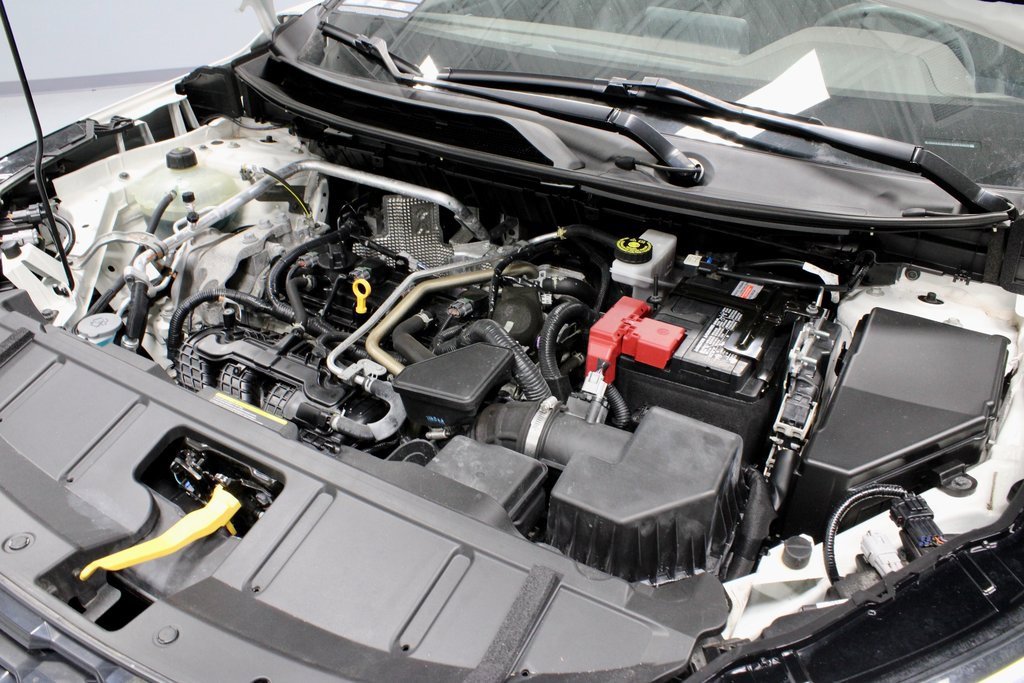 Certified 2021 Nissan Rogue SV w/ Premium Package image 18