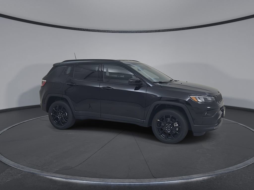 New 2026 Jeep Compass Latitude image 17