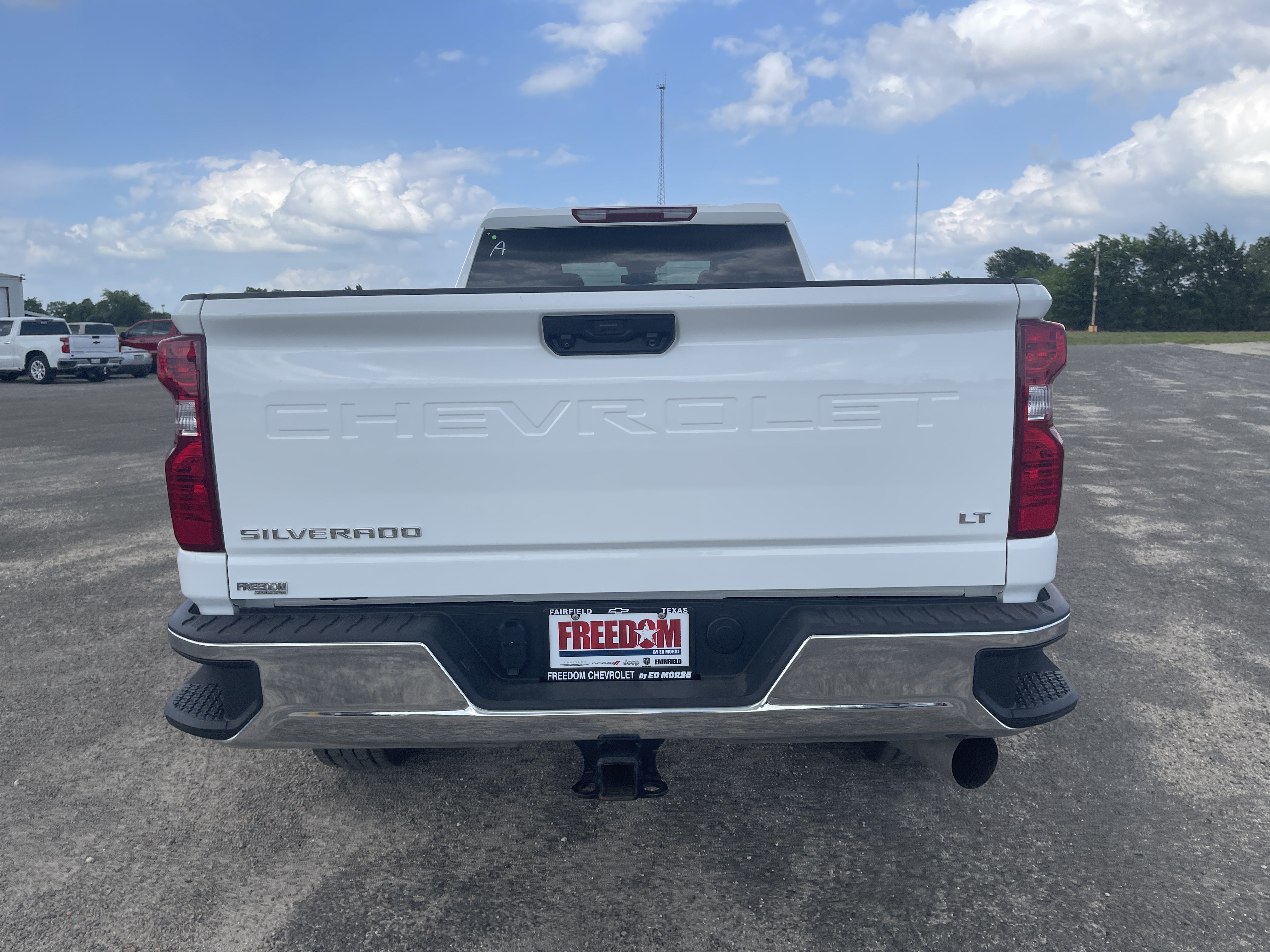 Used 2025 Chevrolet Silverado 3500 LT w/ Convenience Package AWD/4WD image 5