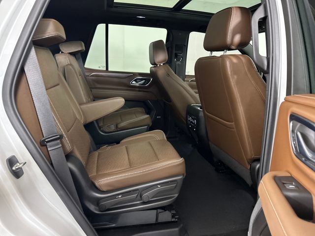 Used 2023 Chevrolet Tahoe High Country AWD/4WD image 28