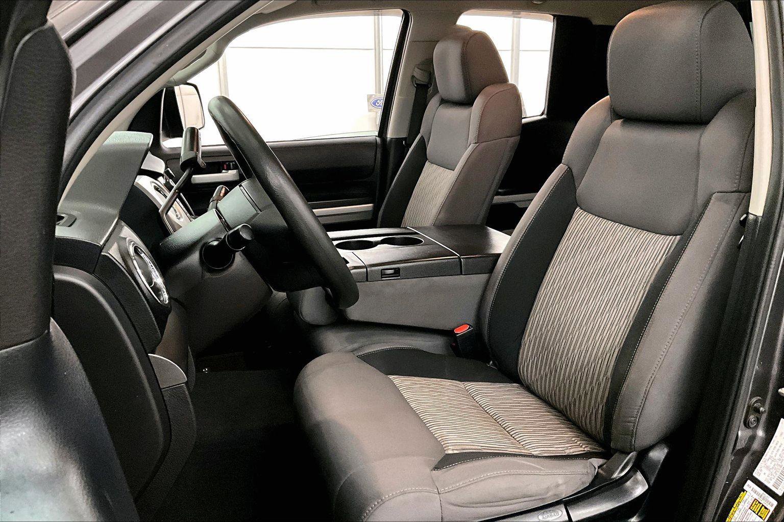 Used 2016 Toyota Tundra SR5 image 24