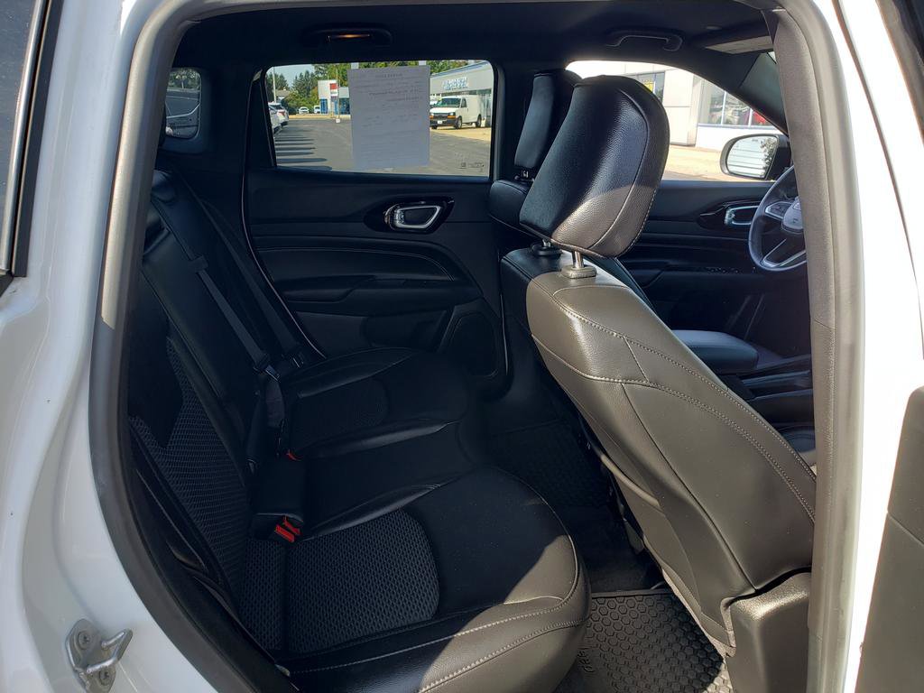 Used 2022 Jeep Compass Altitude w/ Convenience Group image 14