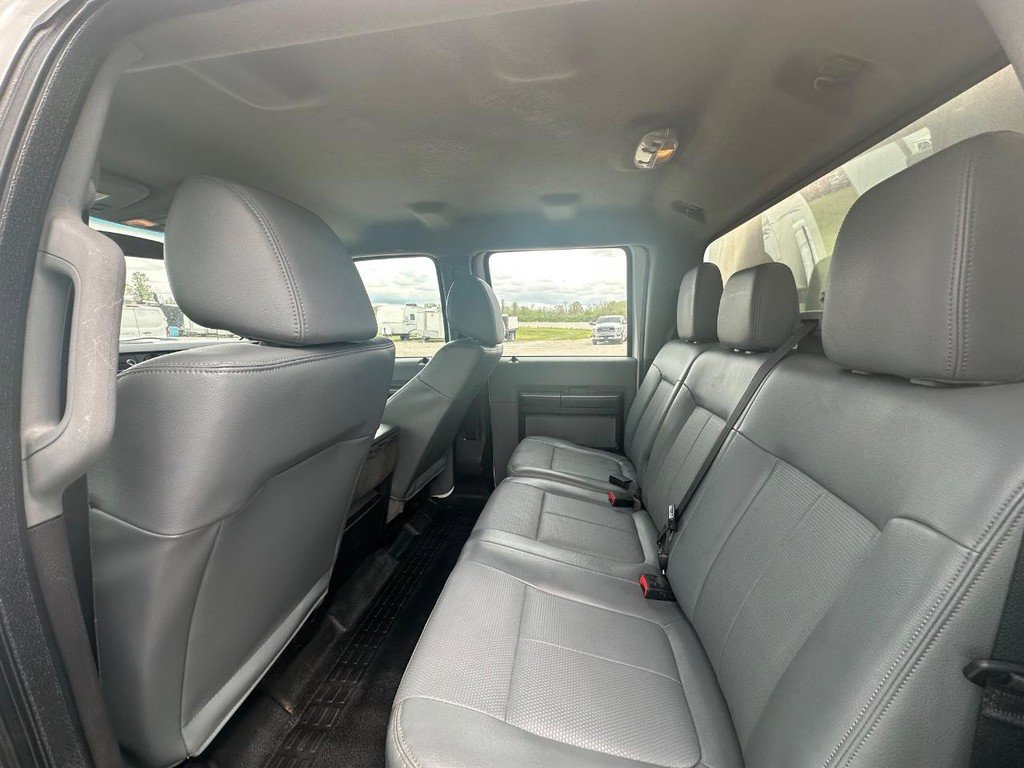 Used 2015 Ford F550 4x4 Crew Cab Super Duty image 10