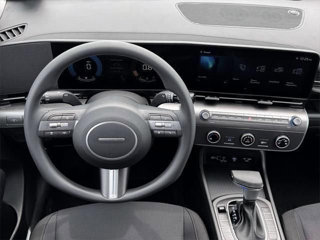 New 2026 Hyundai Kona SE image 17