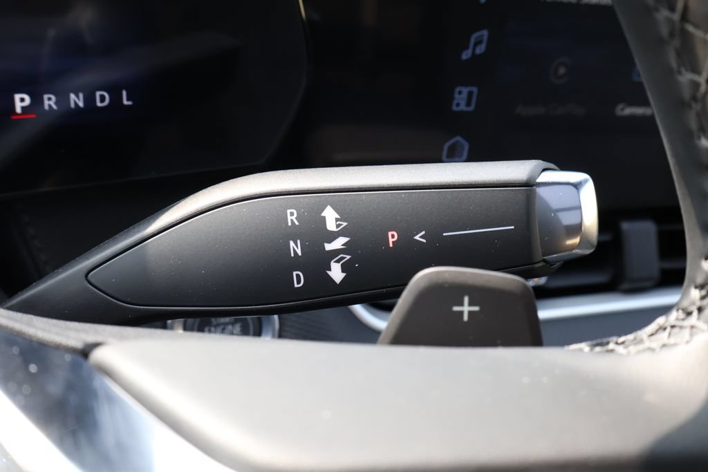 New 2027 Chevrolet Equinox LT w/ Midnight Edition FWD image 25