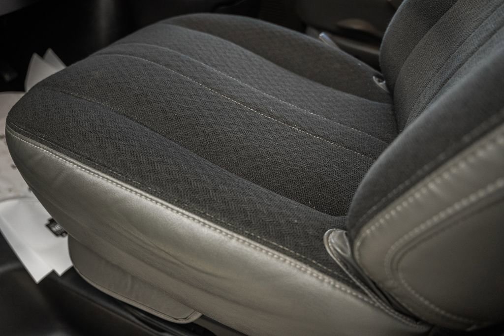 Used 2023 GMC Savana 2500 w/ Driver Convenience Package image 29