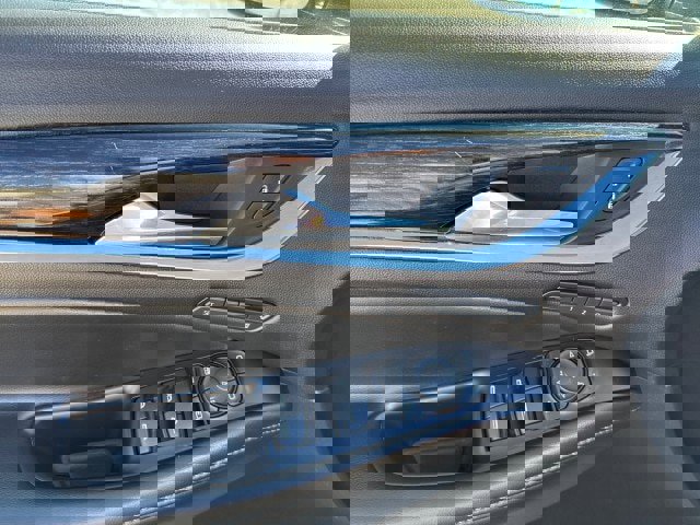 Used 2021 Buick Enclave Avenir w/ Avenir Technology Package image 14