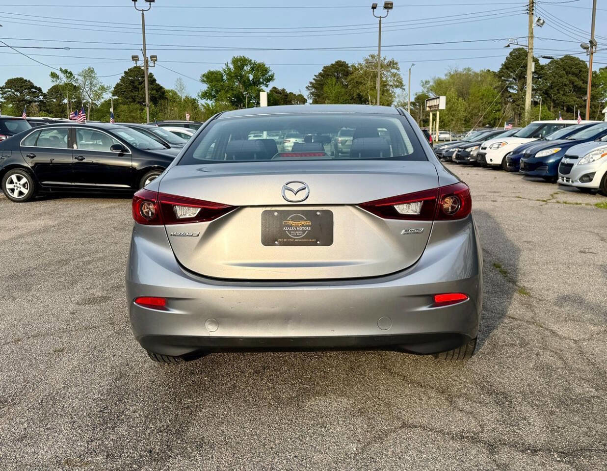 Used 2015 MAZDA MAZDA3 i SV image 7