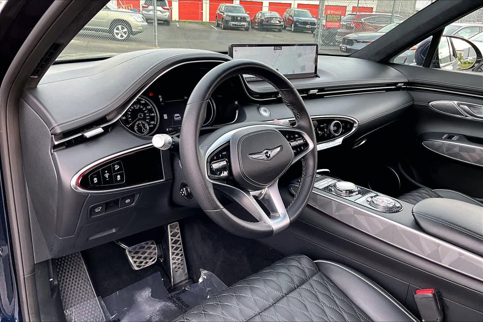 Used 2022 Genesis GV70 3.5T Sport w/ Sport Advanced Package AWD/4WD image 18