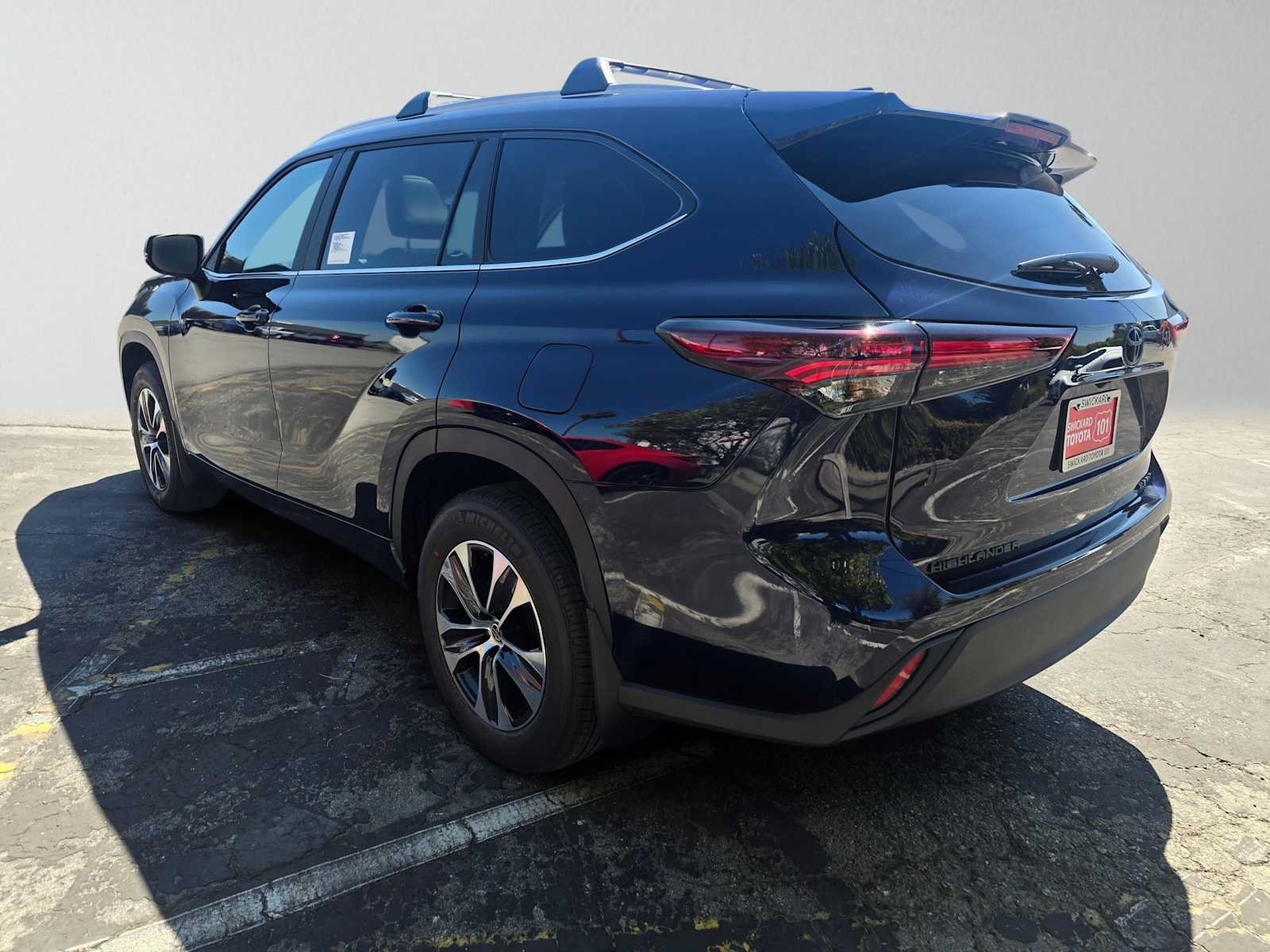 New 2026 Toyota Highlander XLE AWD/4WD image 5