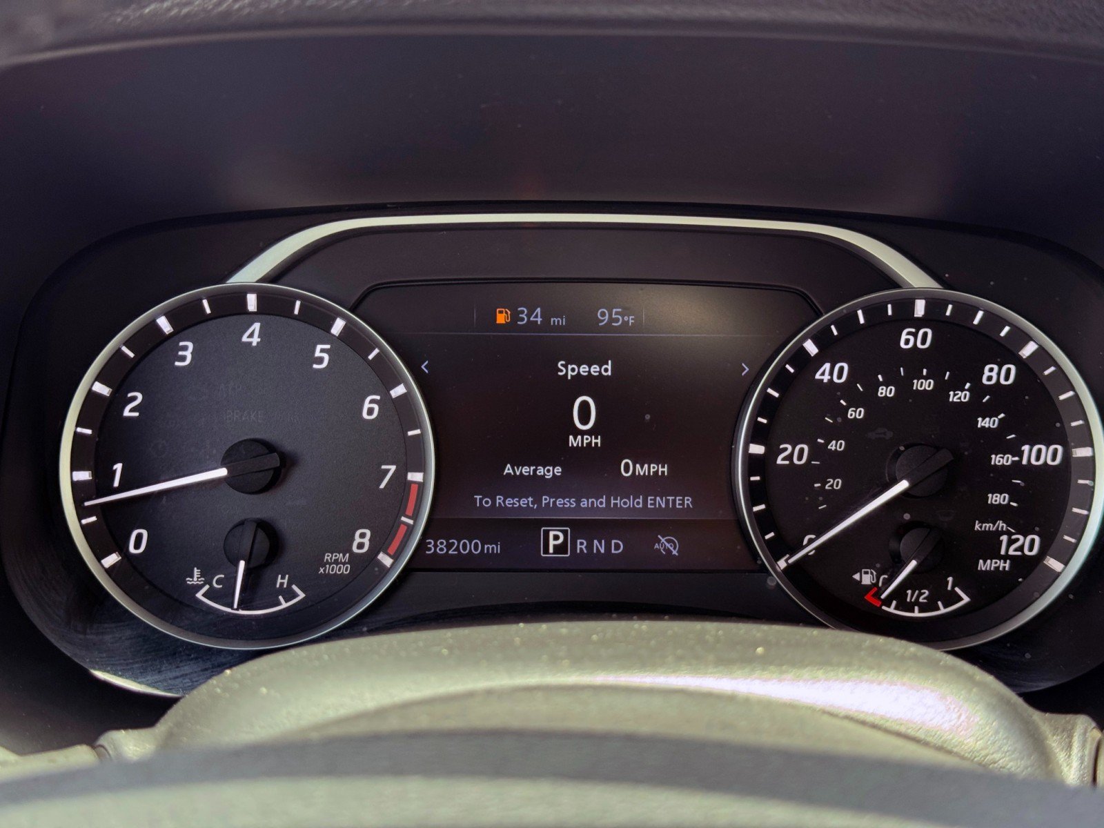 Used 2024 Nissan Frontier SV w/ Technology Package RWD image 17