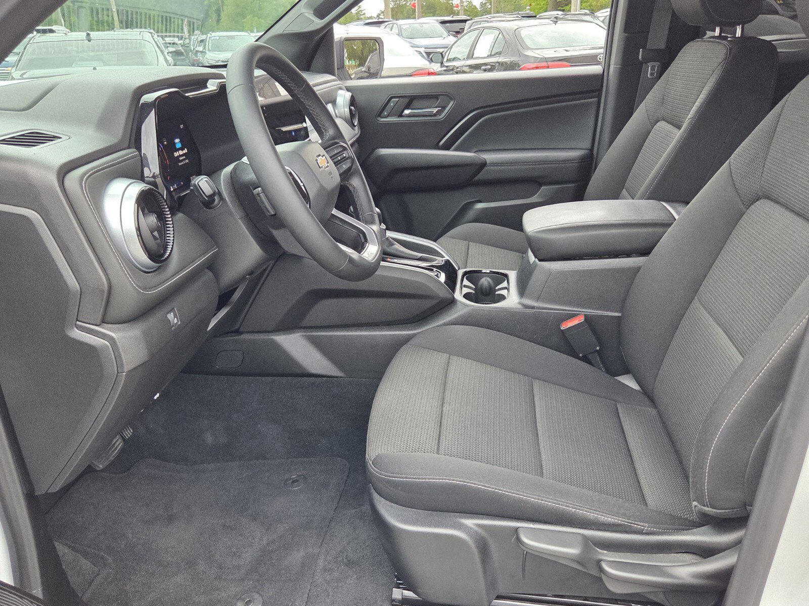 Certified 2024 Chevrolet Colorado LT w/ LT Convenience Package AWD/4WD image 12