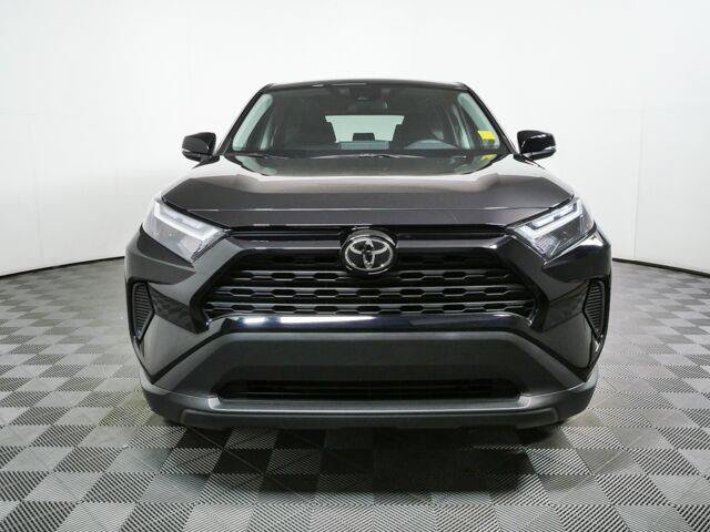 Used 2025 Toyota RAV4 LE FWD image 32