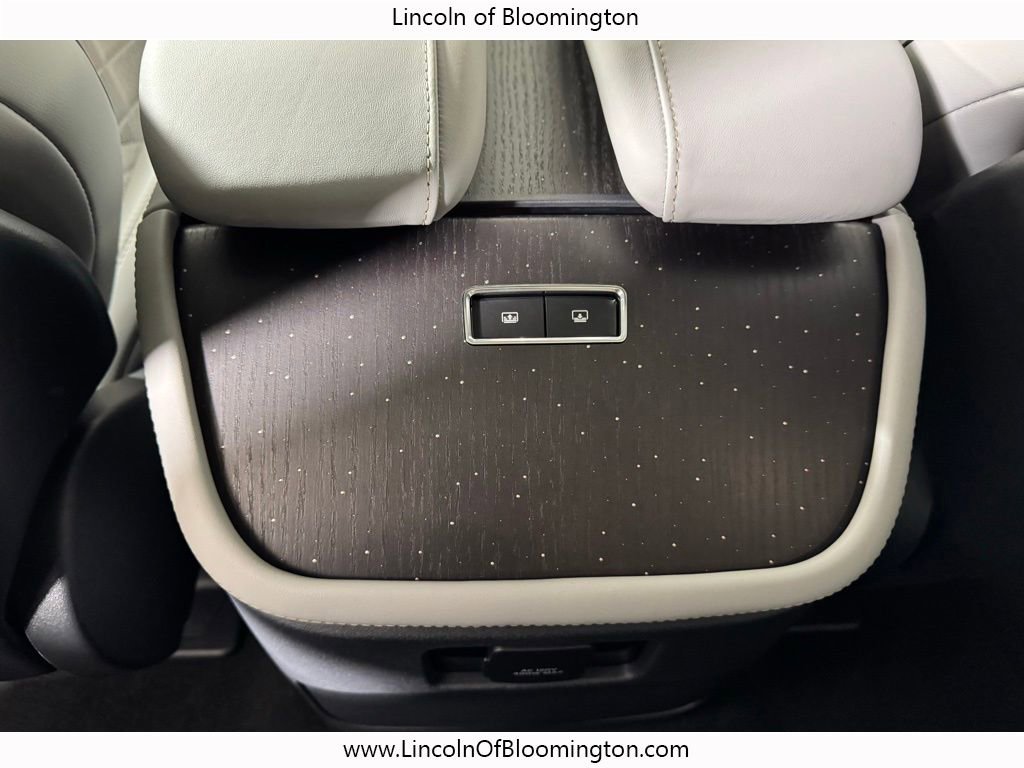 New 2025 Lincoln Navigator L Black Label image 56