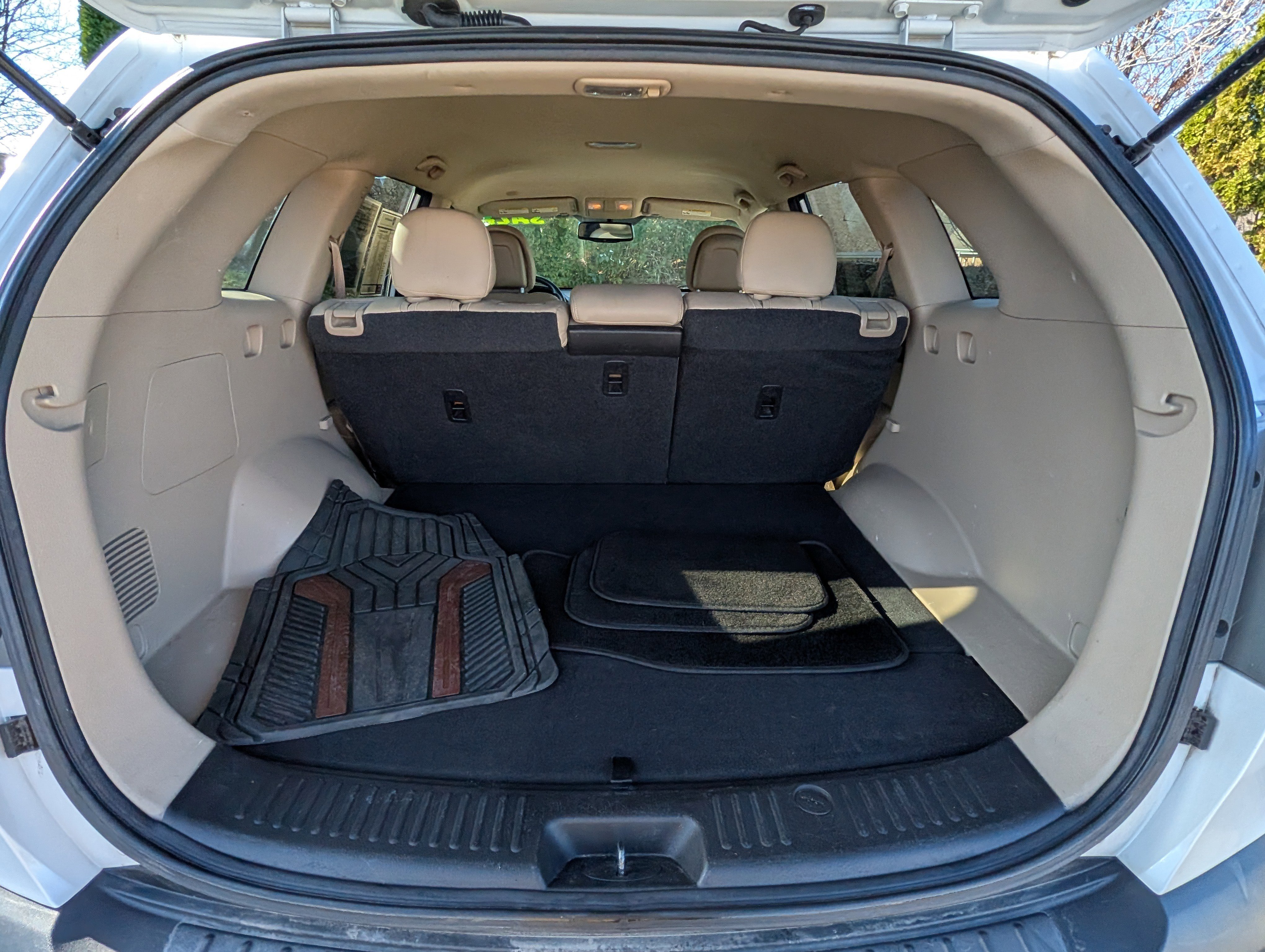 Used 2012 Kia Sorento LX w/ Convenience Pkg image 24