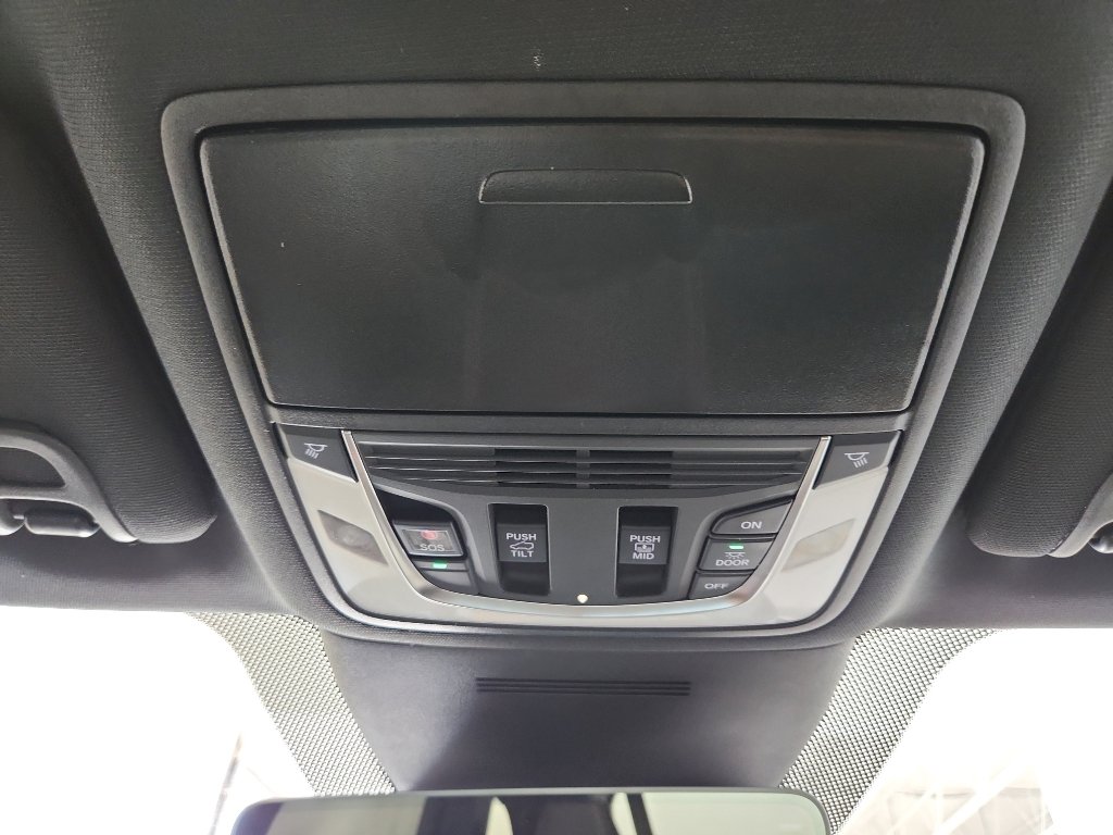 Used 2025 Acura MDX A-Spec AWD/4WD image 31