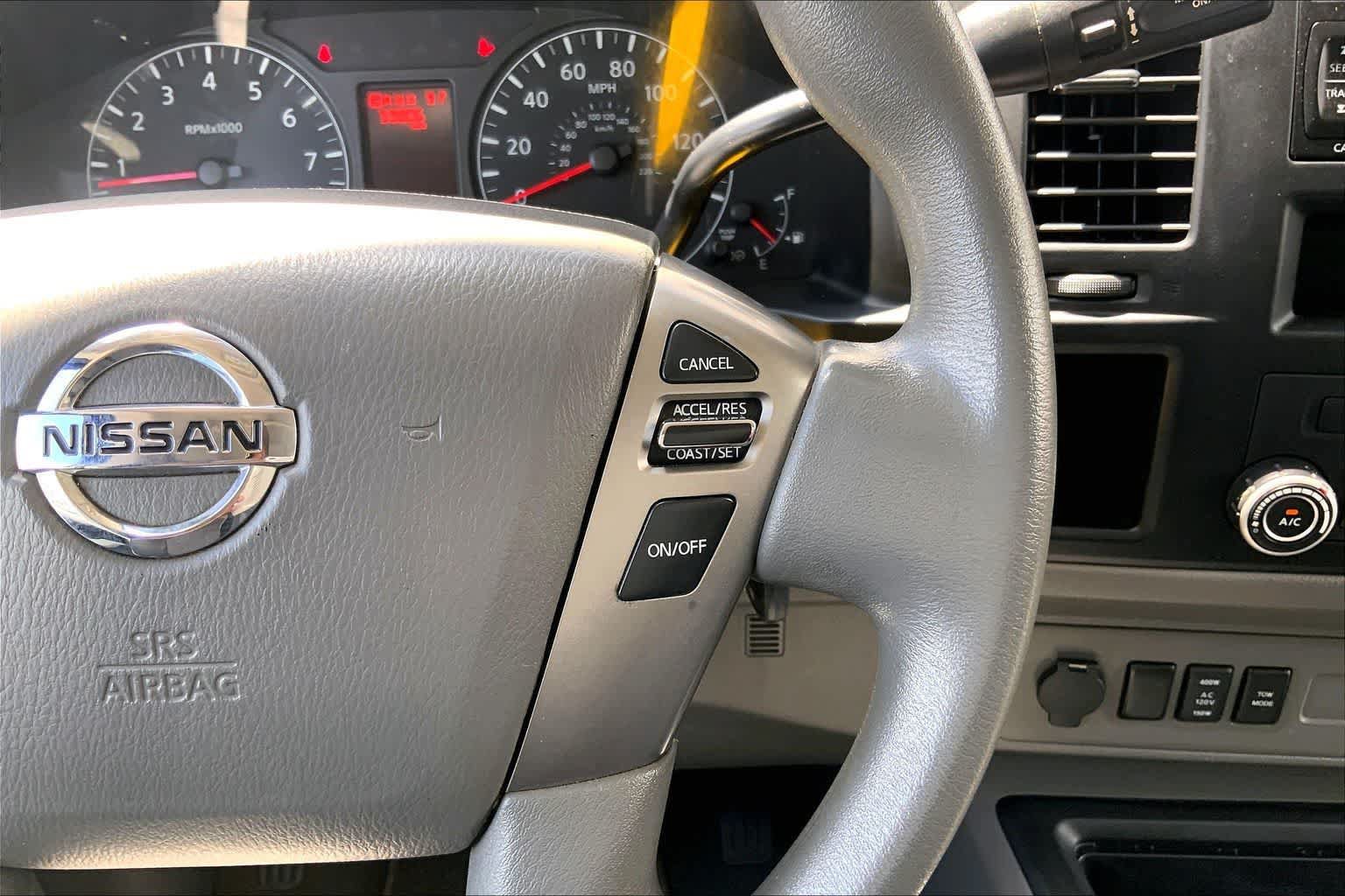 Used 2016 Nissan NV 3500 SV RWD image 25