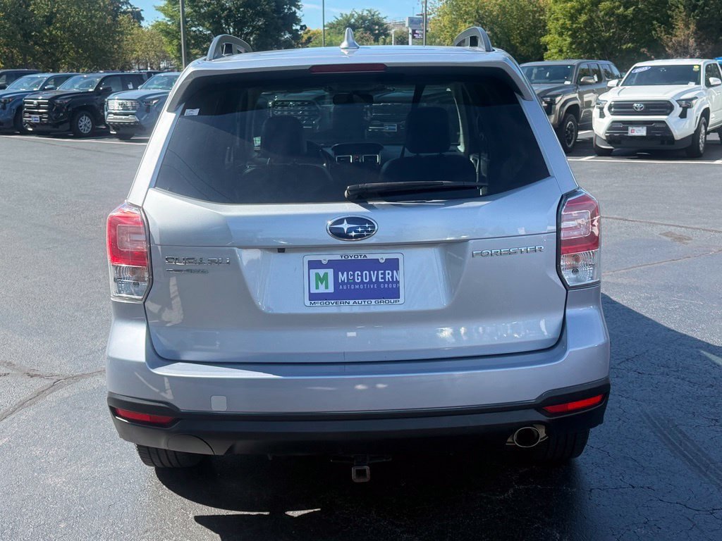 Used 2018 Subaru Forester 2.5i Limited AWD/4WD image 6