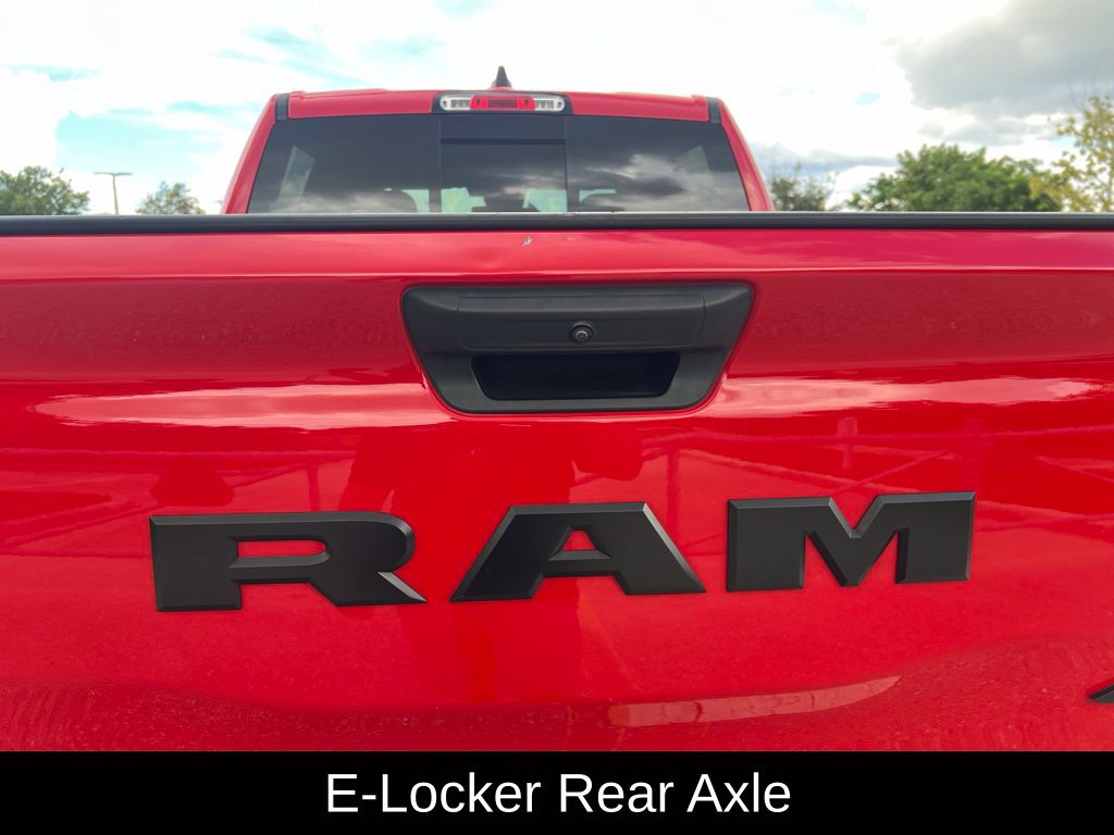 Certified 2025 RAM 1500 Warlock AWD/4WD image 9