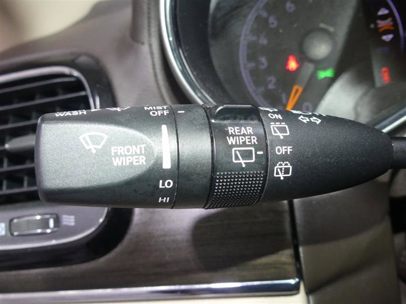 Used 2020 Jeep Grand Cherokee Overland image 35