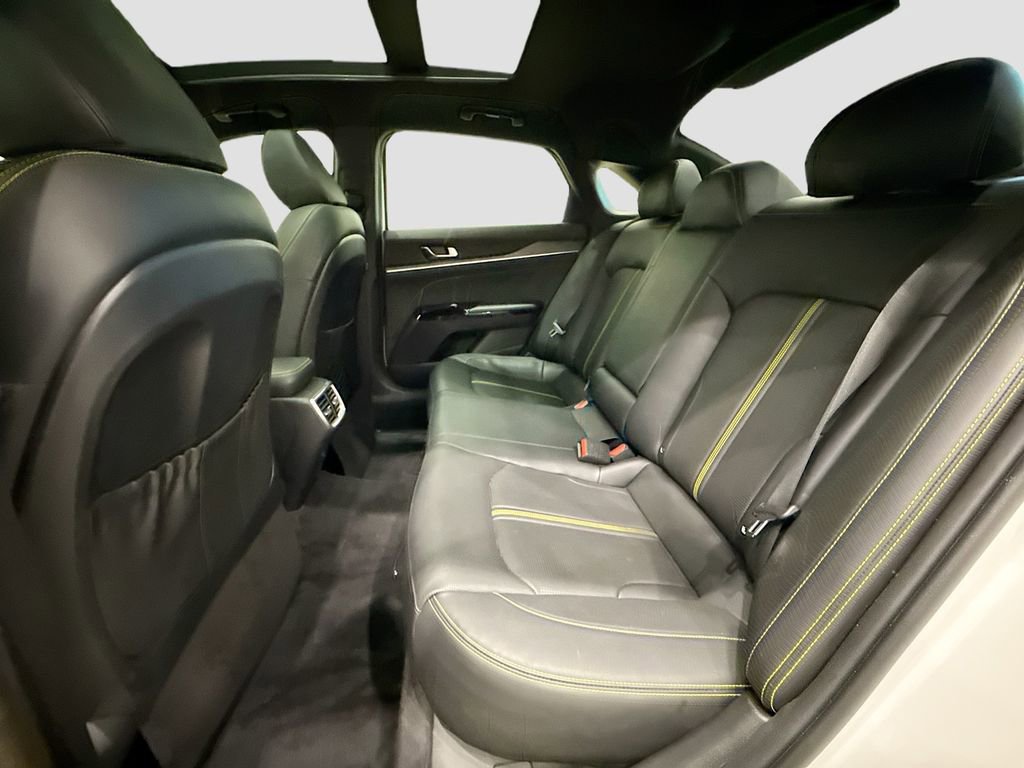 Used 2025 Kia K5 GT image 11