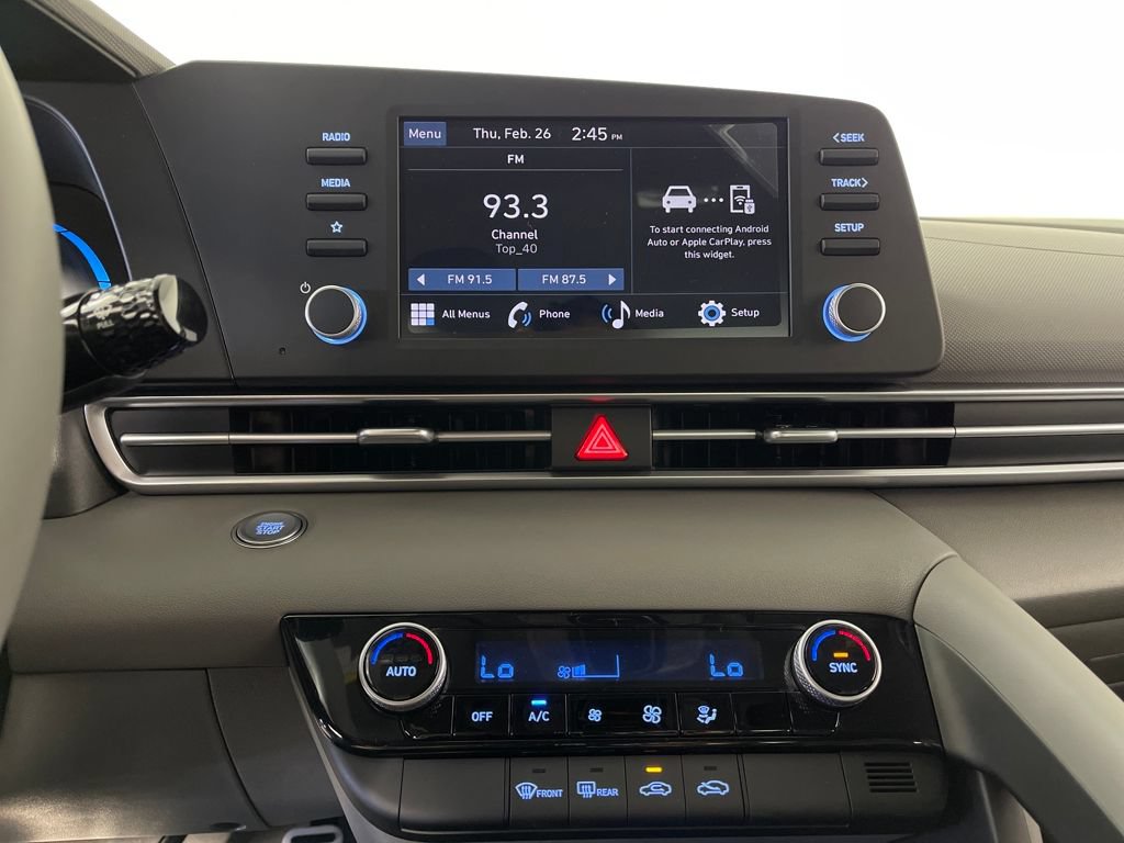 New 2026 Hyundai Elantra Sport FWD image 22